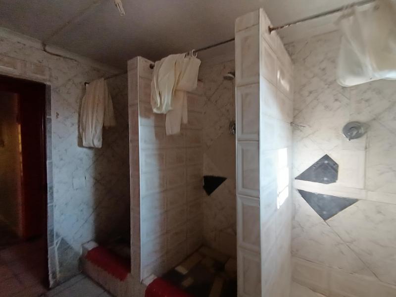 13 Bedroom Property for Sale in Madeira Park Eastern Cape
